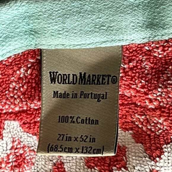 SET OF 2 WORLD MARKET MIRIAM IKAT 100% COTTON BATH TOWELS BOHO CORAL AQUA RED - Picture 6 of 10